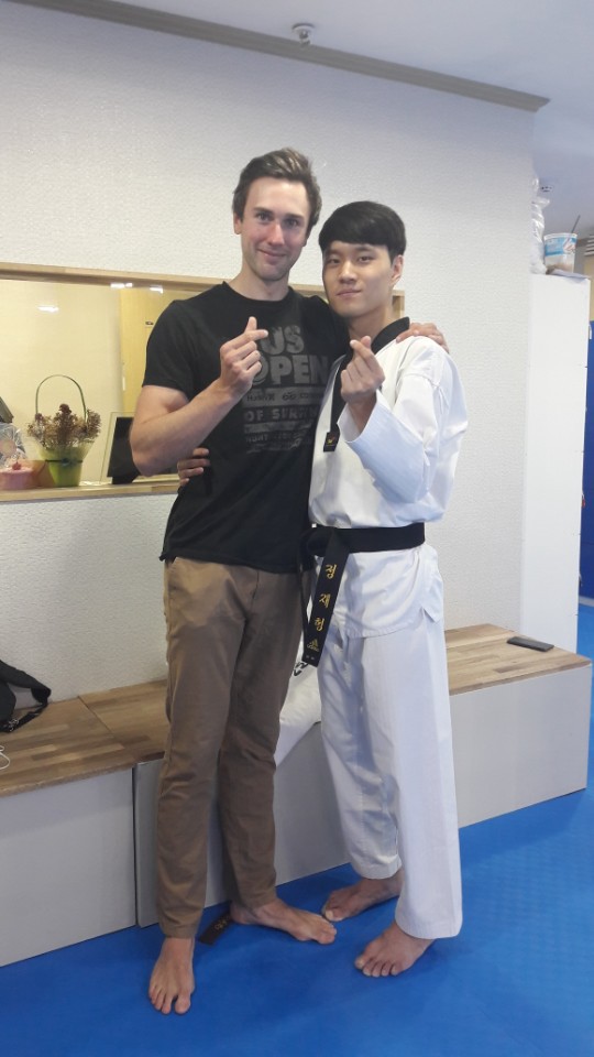 Harry with Master Jeong, Jae-hyung of Gaon Taekwondo